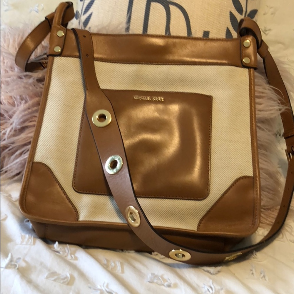 Michael Kors cross body